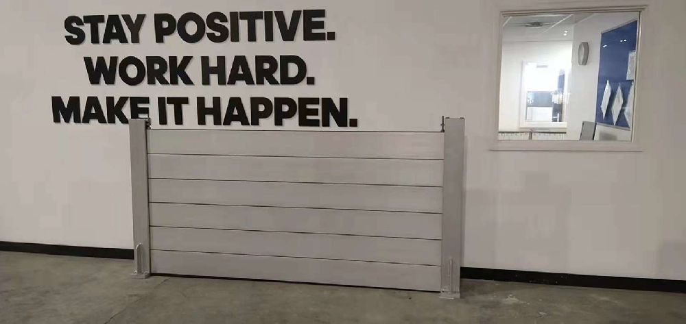 แผงกั้นน้ำท่วม