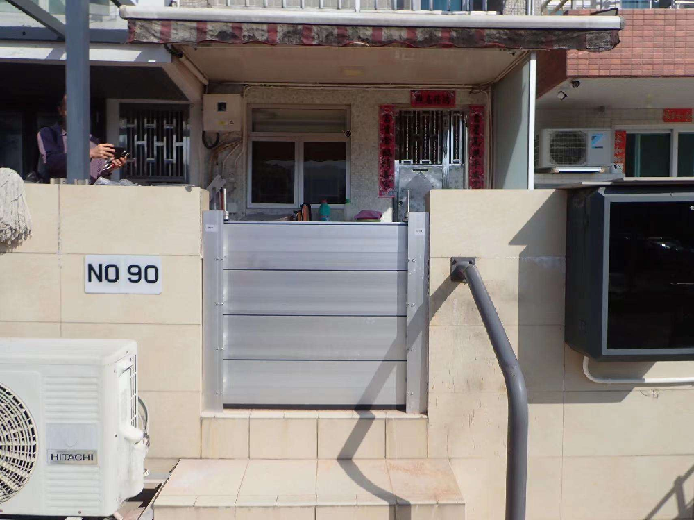 Expandable Flood Barrier