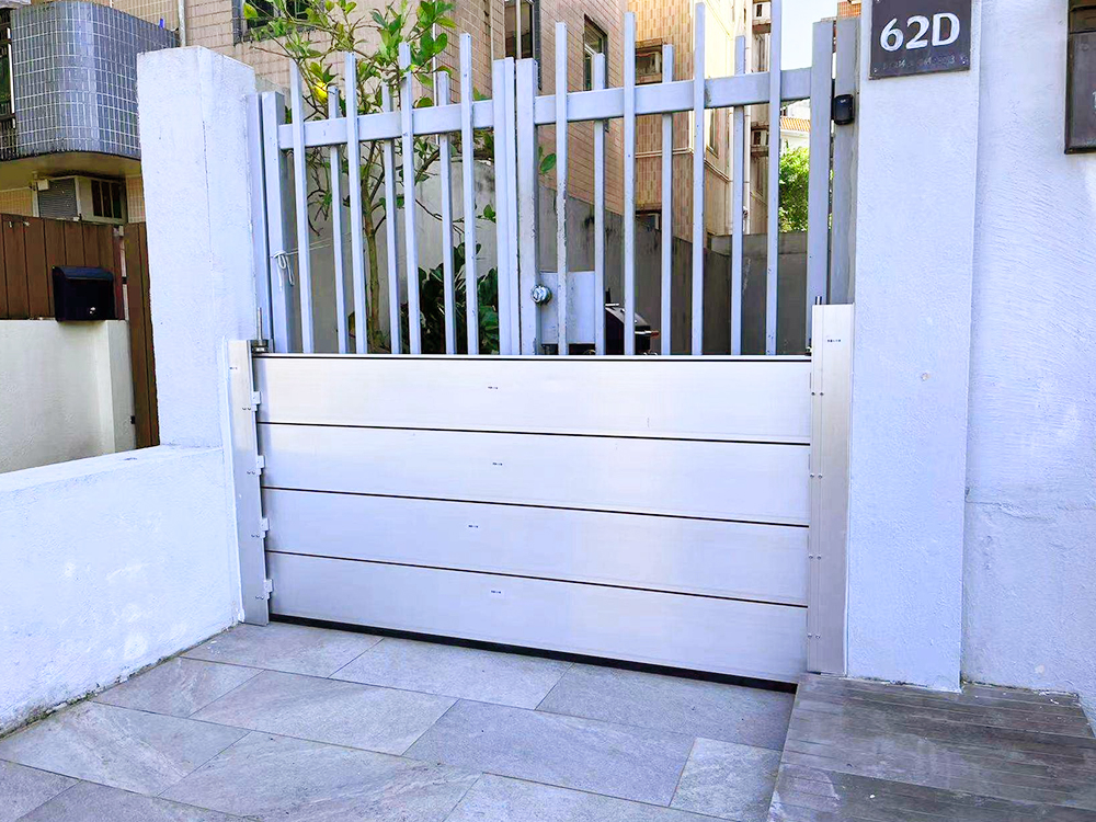 HONGKONG demountable flood barrier