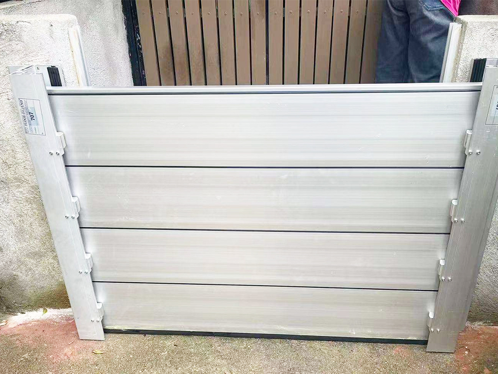 HONGKONG demountable flood barrier