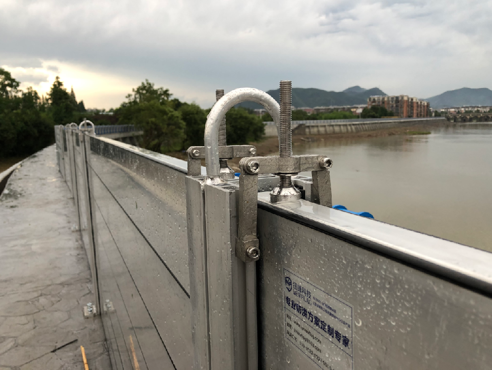 Key Considerations Before Purchasing Demountable Flood Barriers