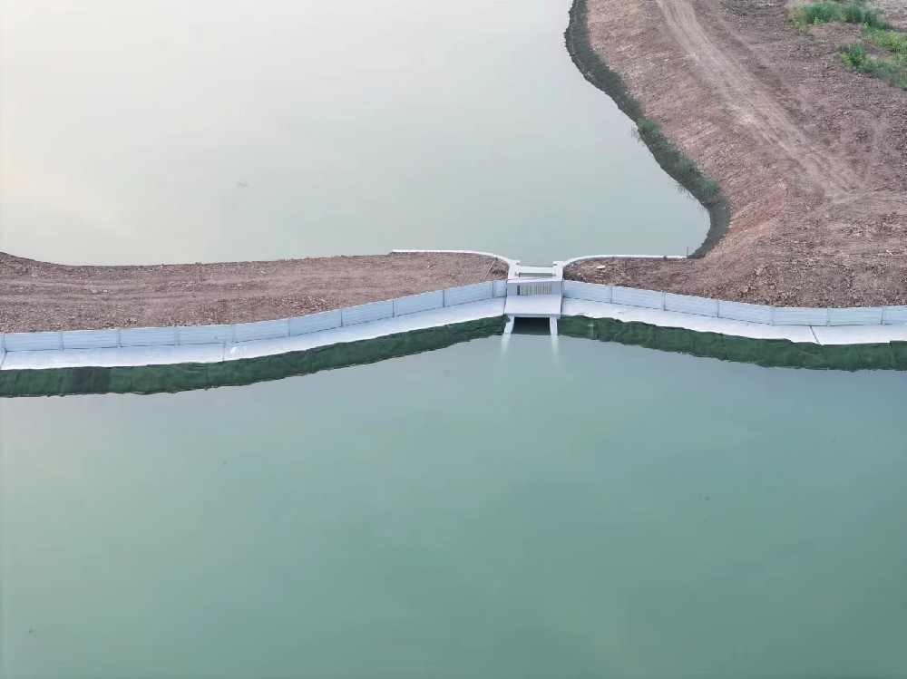 The evolution of flood control board technology and its application in different periods